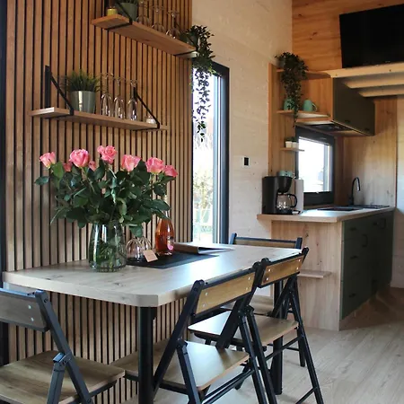 Holiday home Ke-tiny-siedlung Haus Buddy Oerlenbach